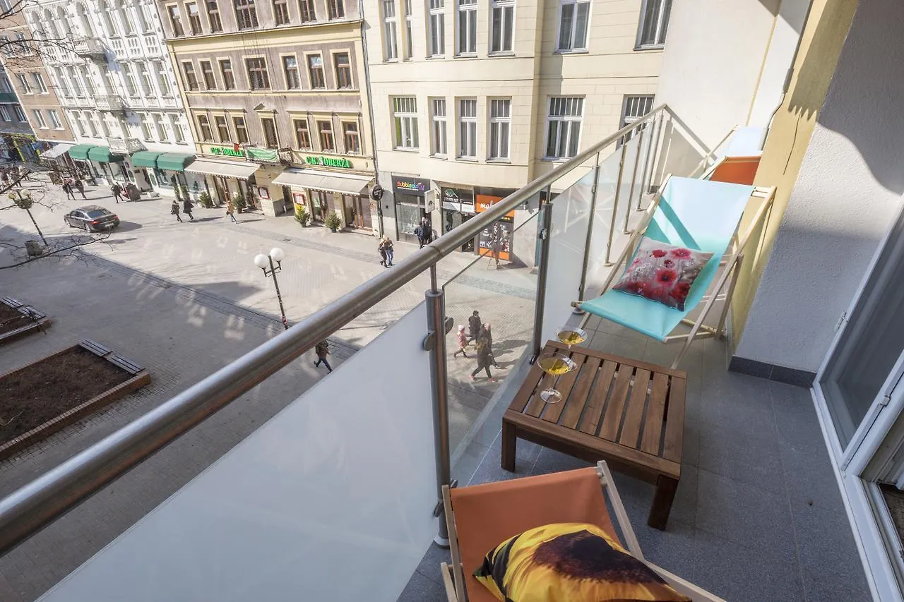Apartment Little Home - Noble Warsaw Poland
