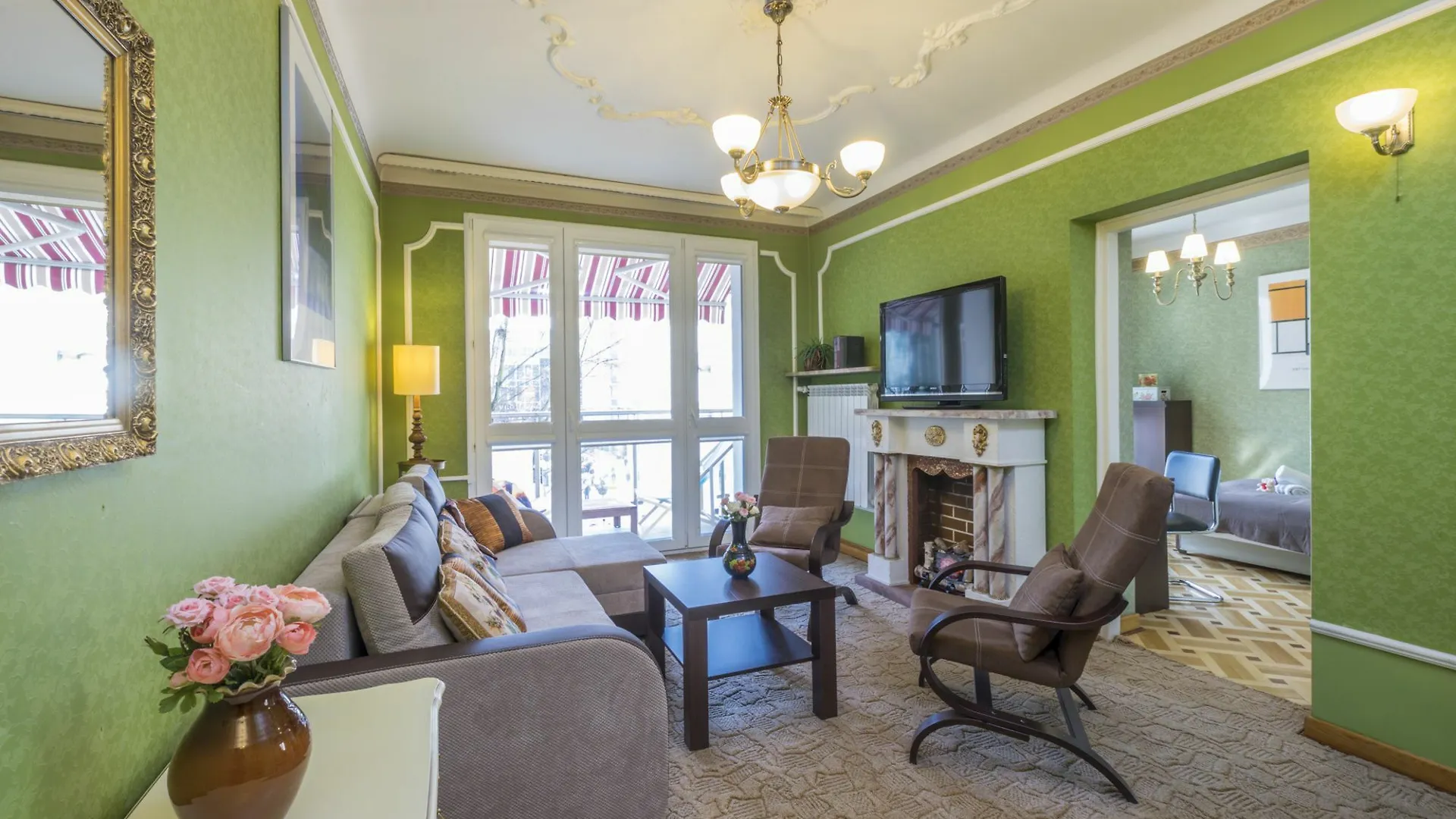 Little Home - Noble Warsaw Apartment
